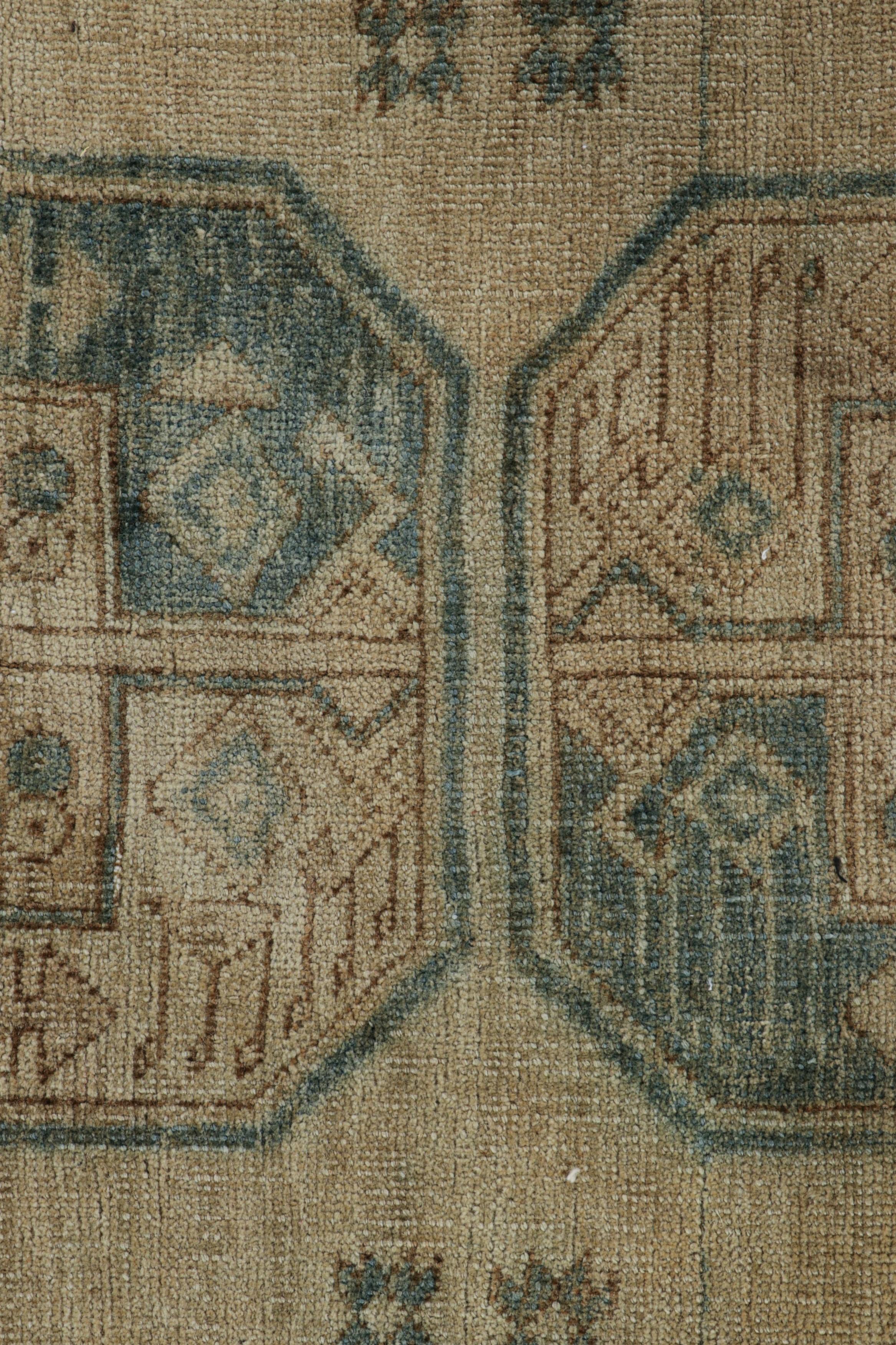 Alfombra vintage Ersari con motivos geométricos beige-marrón y verde azulado, de Rug & Kilim Turco en venta
