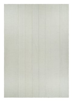 Rug & Kilim's übergroßer Contemporary Kilim in Beige und blauen Strukturstreifen