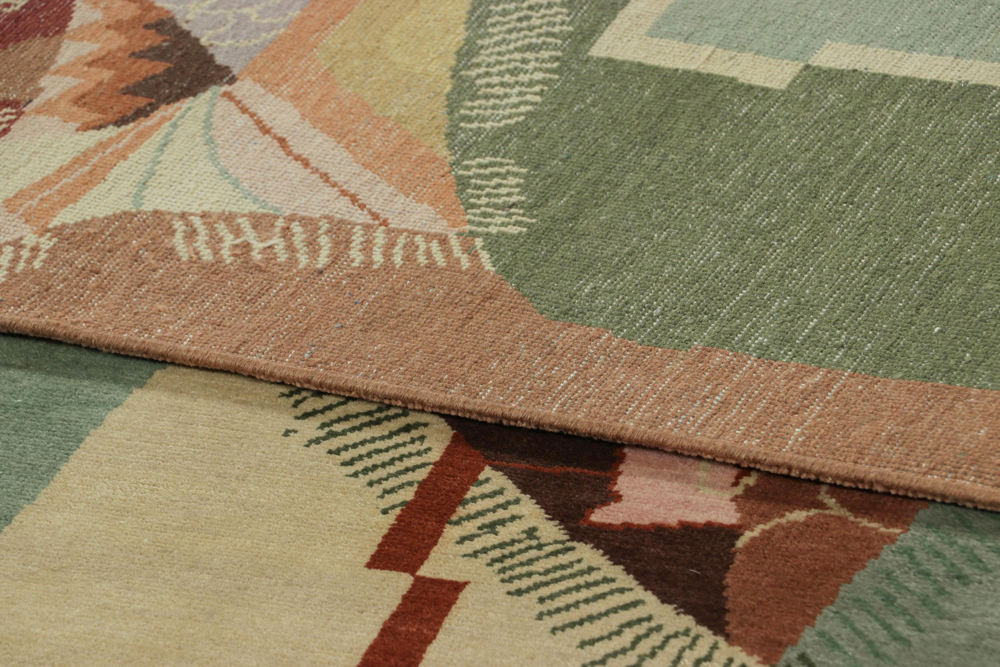 Lana Rug & Kilim: tappeto cinese in stile Art Deco con audaci motivi geometrici policromi in vendita