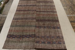 Oversized Antique Kashan Rug in Blue with Red Floral Patterns - Rug & Kilim