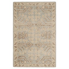 Rug & Kilim's Khotan Samarkand Style Scatter Rug With Geometric Patterns (tapis à motifs géométriques)