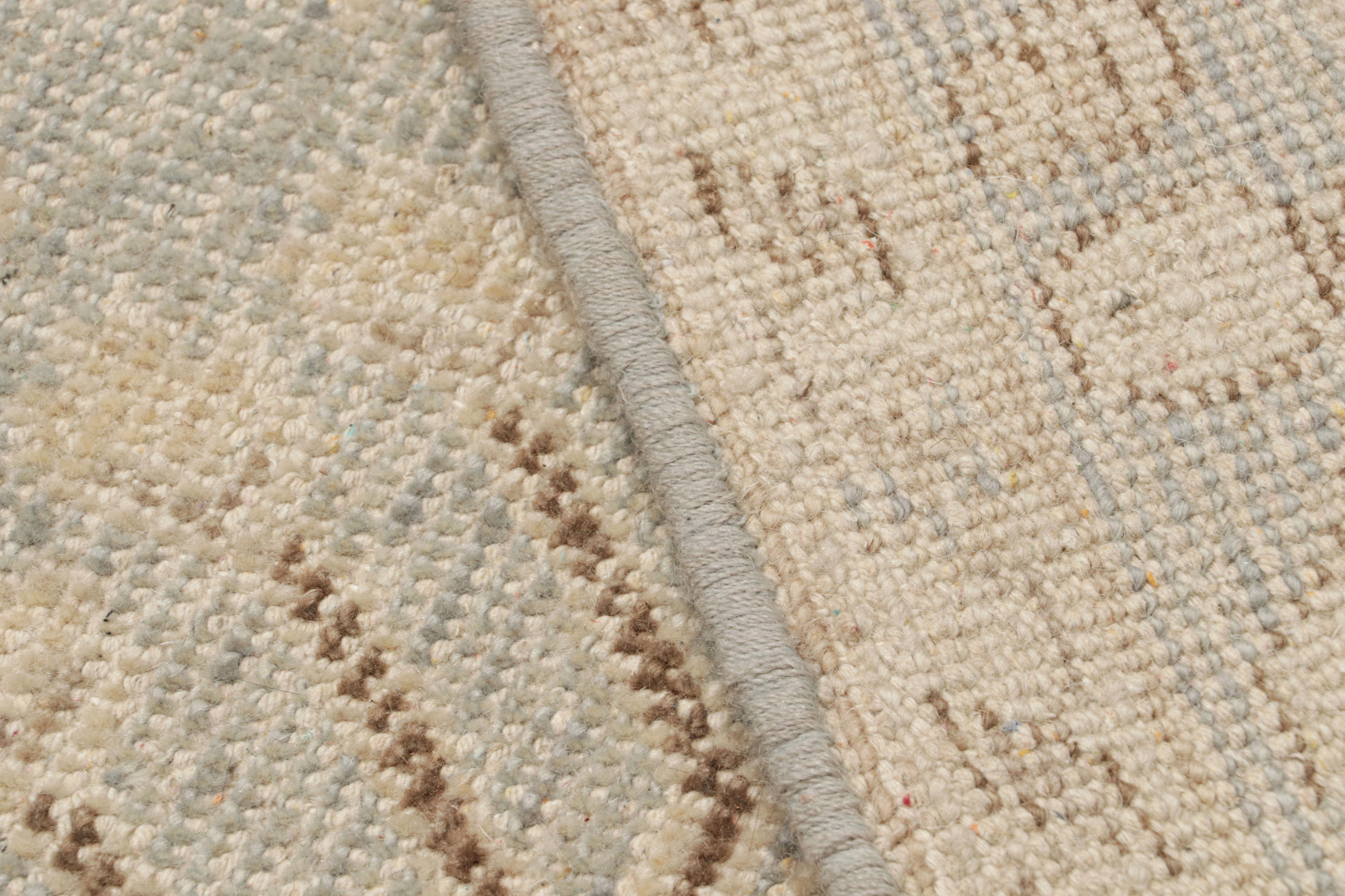 Rug & Kilim's Khotan Samarkand Style Scatter Rug With Geometric Patterns (tapis à motifs géométriques) Neuf - En vente à Long Island City, NY