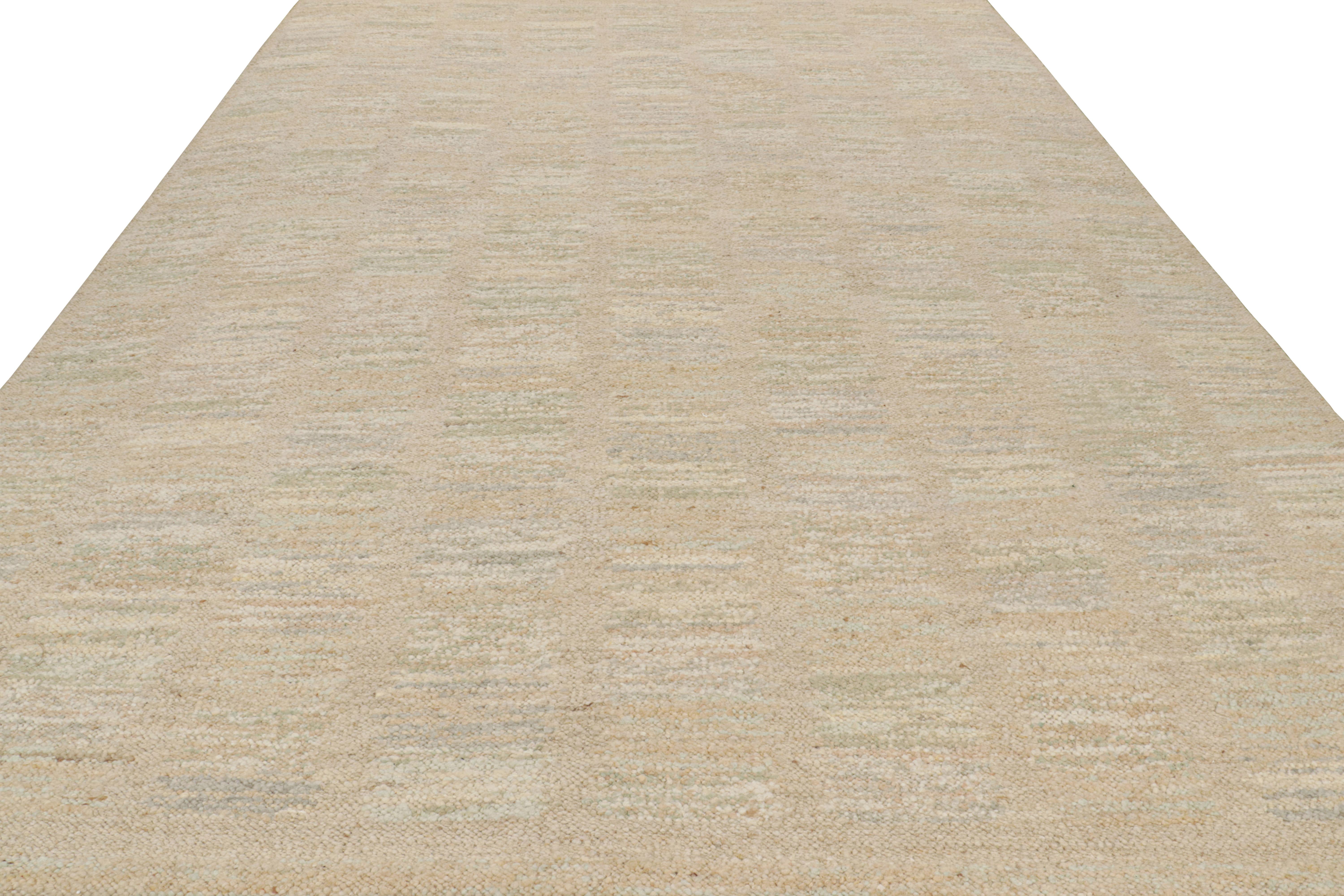 Rug & Kilim's Teppich im skandinavischen Stil in Beige mit bunten geometrischen Mustern (Handgewebt) im Angebot