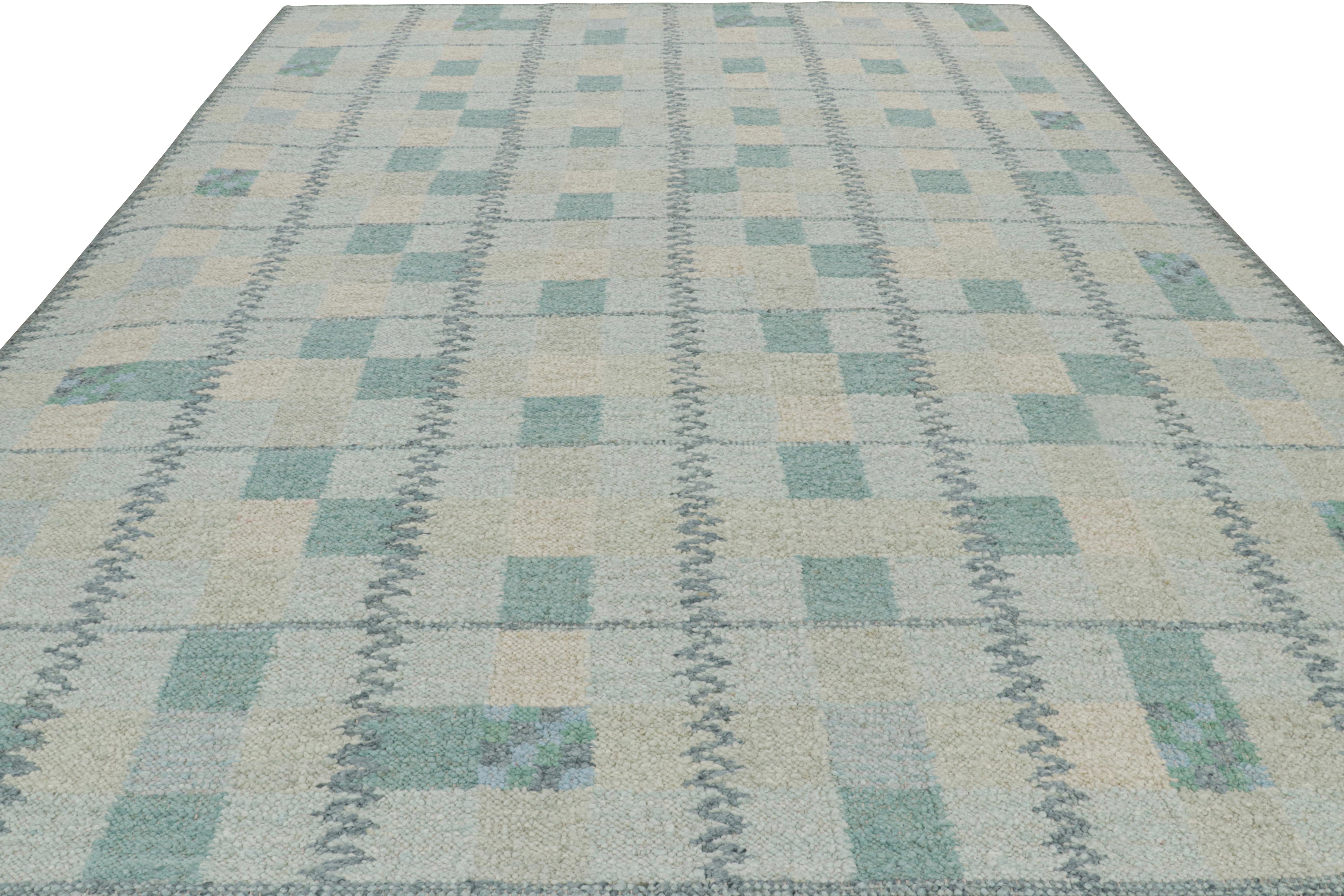Rug & Kilim's Teppich im skandinavischen Stil in blaugrünen Tönen mit geometrischen Mustern (Handgewebt) im Angebot