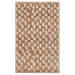 Chemin de table en soie naturelle à motifs floraux imprimés au bloc, de style contemporain, par Rug & Kilim, Inde