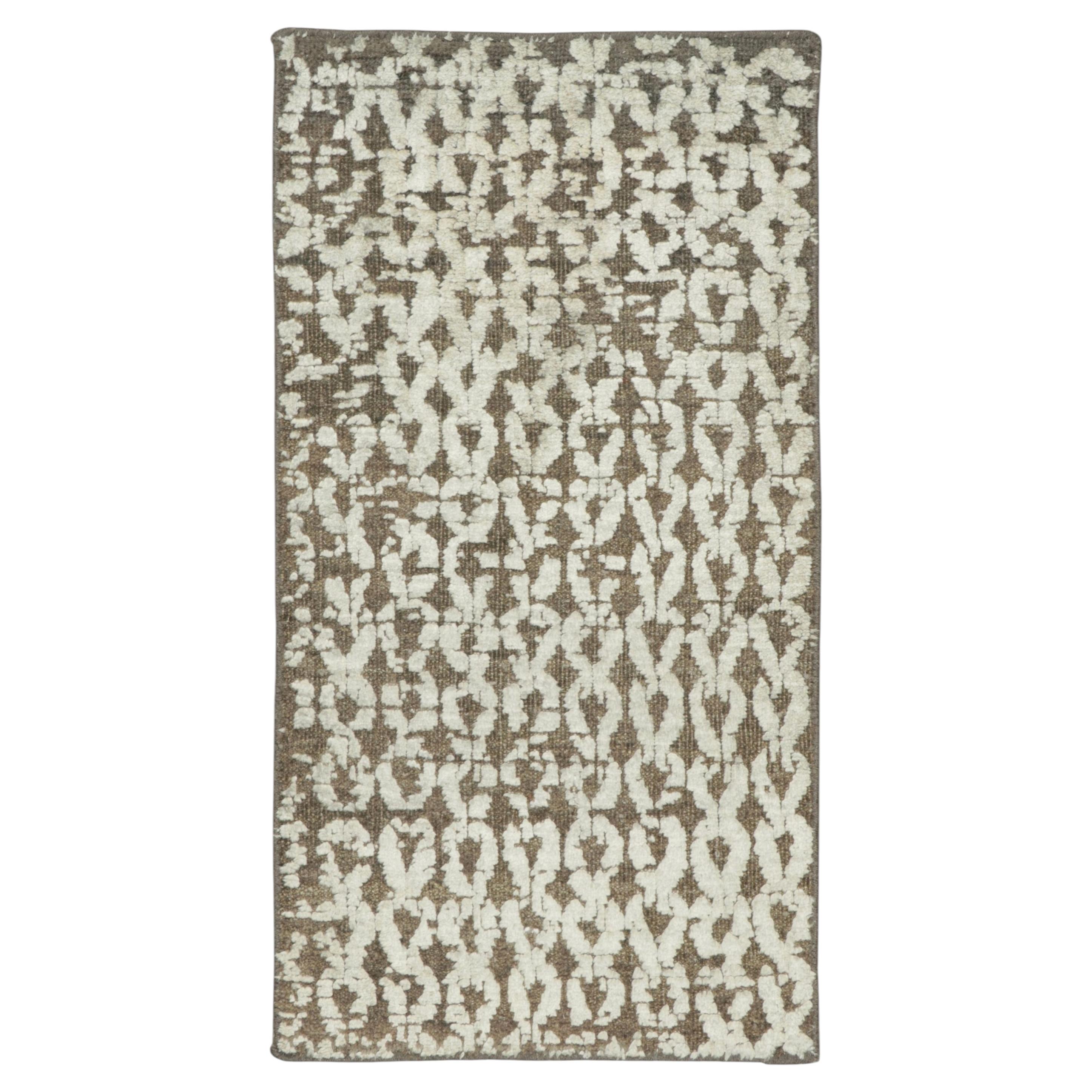 Rug & Kilim’s Textural Custom Rug Sample - 5030938