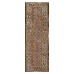 Antiker Läufer aus dem Nordwesten mit farbenfrohen geometrischen Motiven – Teppich & Kelim