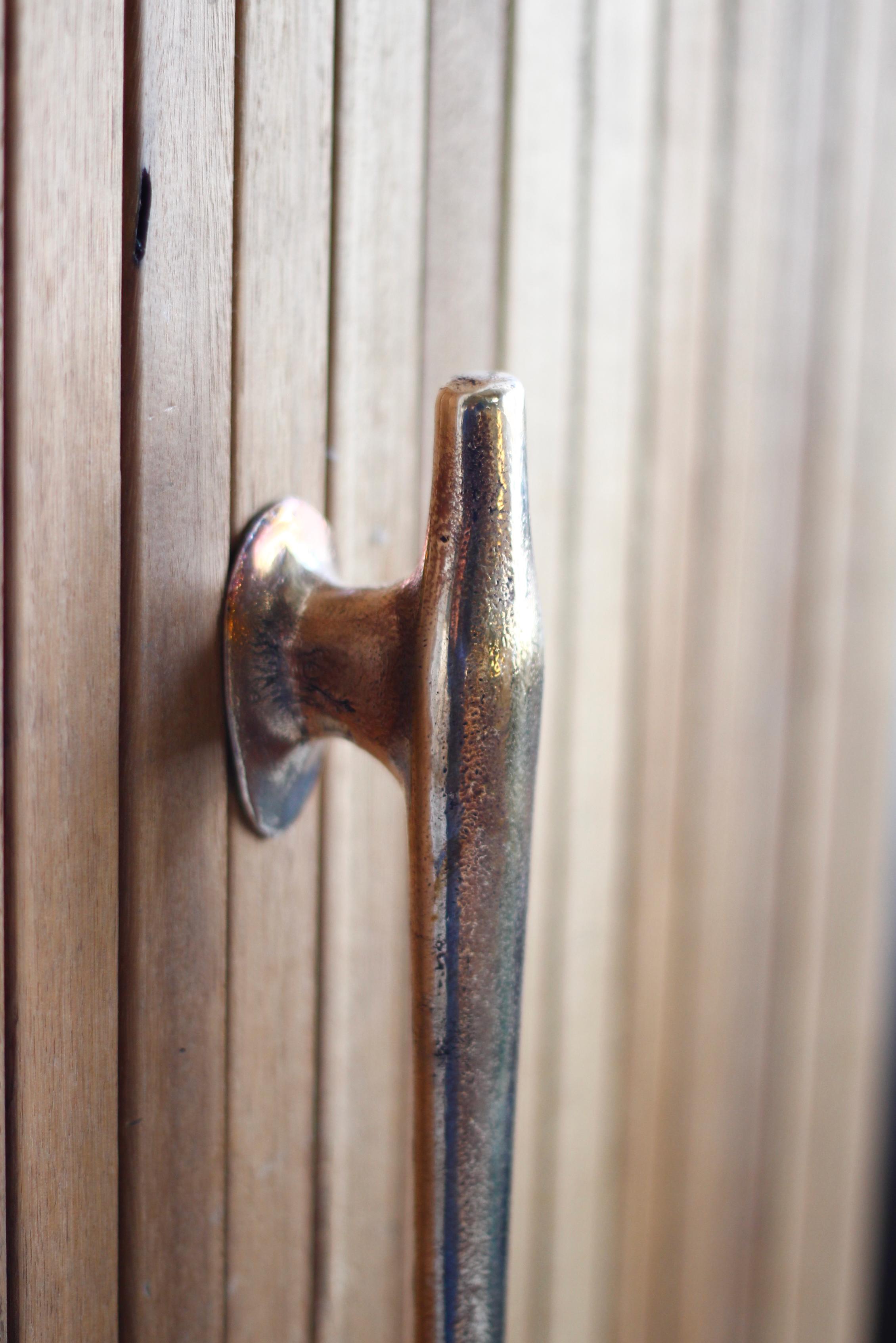 BARBERA Cyrus Cabinet Handle Medium Solid Bronze For Sale 1