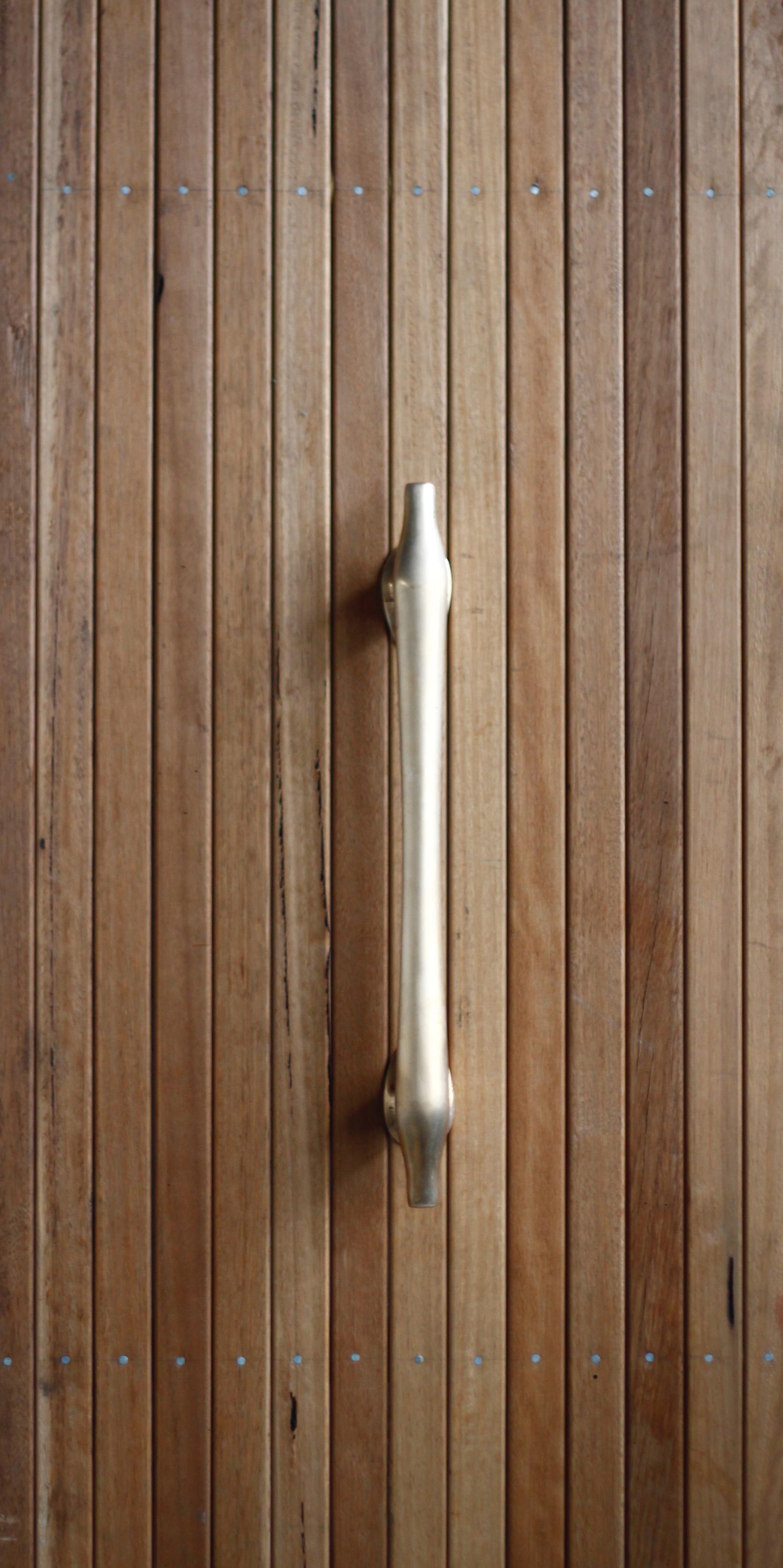 BARBERA Cyrus Cabinet Handle Medium Solid Bronze For Sale 3