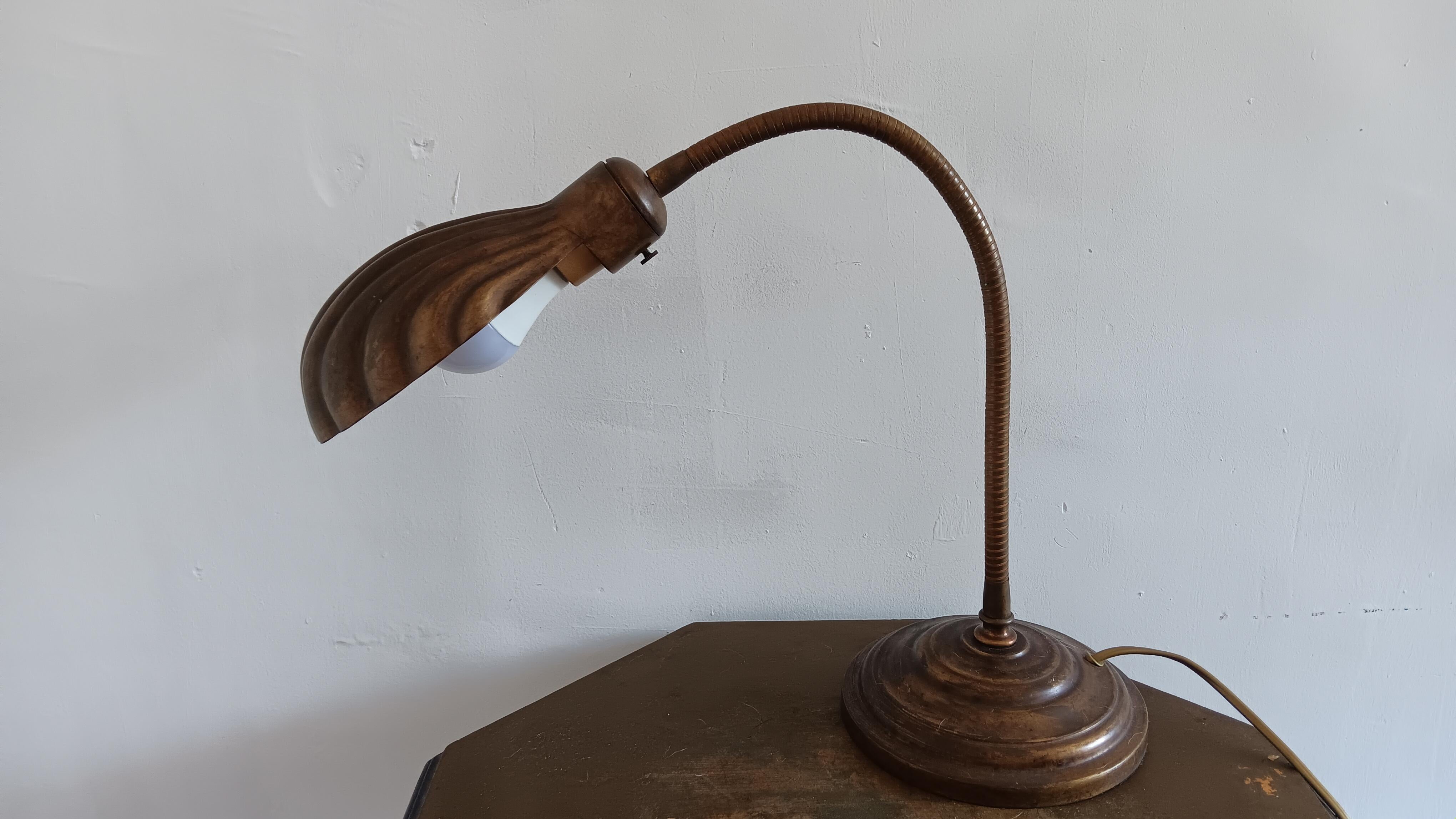 Table Lamp Shell  Bronze Italy Mid Century Moderm For Sale 1