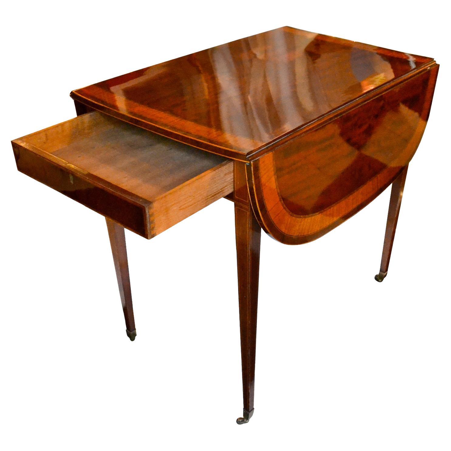 Englischer Sheraton Pembroke Drop Leaf Tisch aus dem 18.
