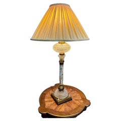 Lampe im Baccarat-Stil aus geschliffenem Kristall mit Messingbesatz aus dem 19. Jahrhundert