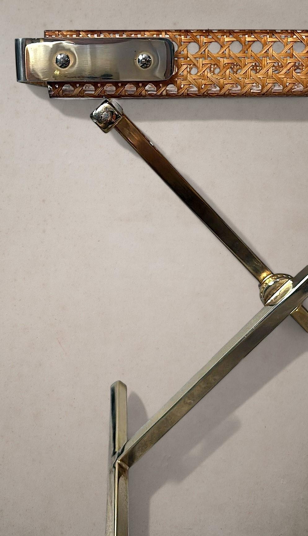Foldes italiens de style Christian Dior avec plateau à paille en lucite et en viennoiserie en vente 10