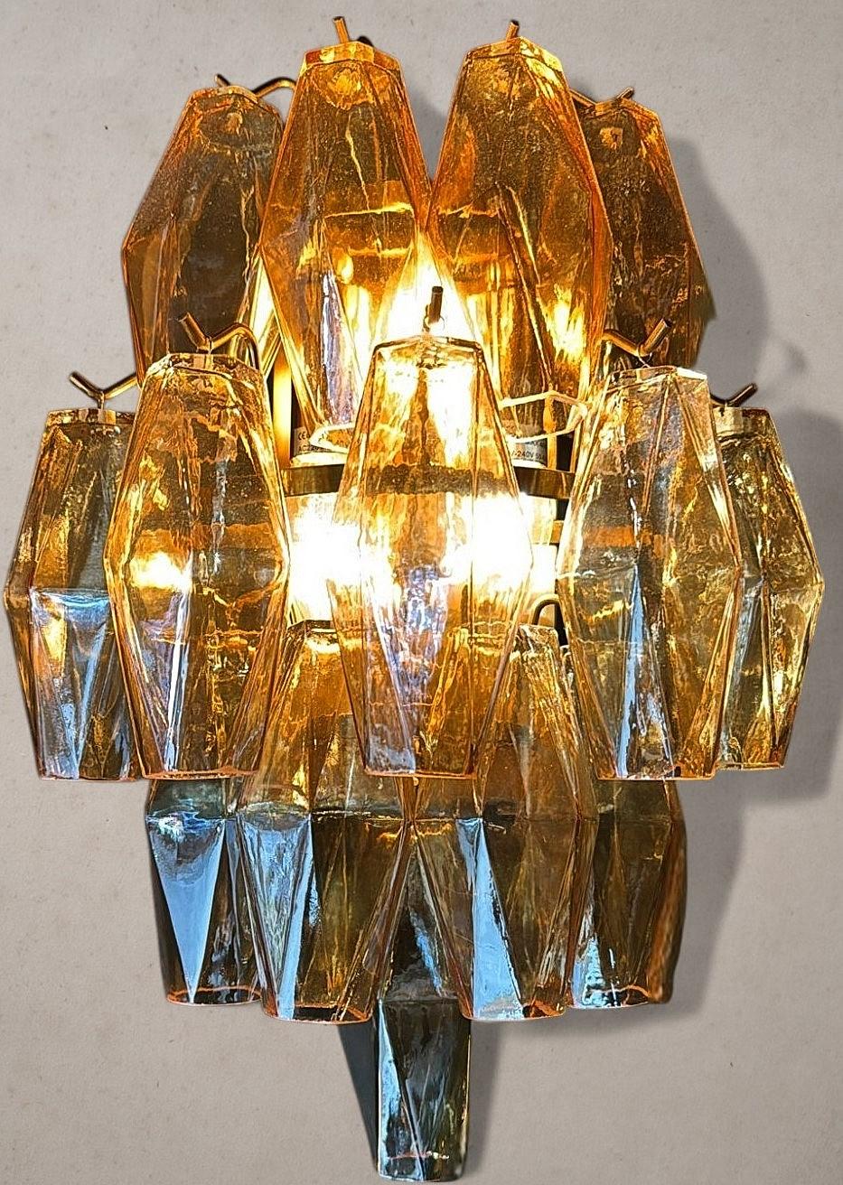Applique da parete in stile Venini con poliedri in vetro di Murano e cornice in ottone In condizioni buone in vendita a Prato, Tuscany