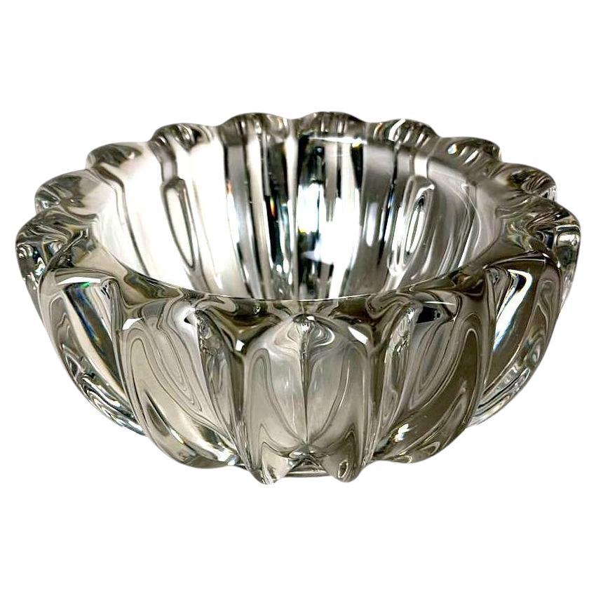 Art Deco French Molded Glass Bowl Attributed To Pierre D’Avesn