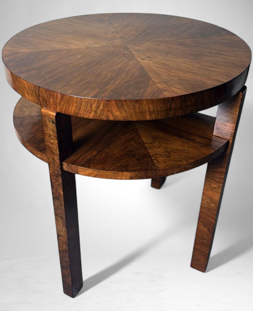 Art Deco Austrian High Coffee Table In Walnut Veneer For Sale 1