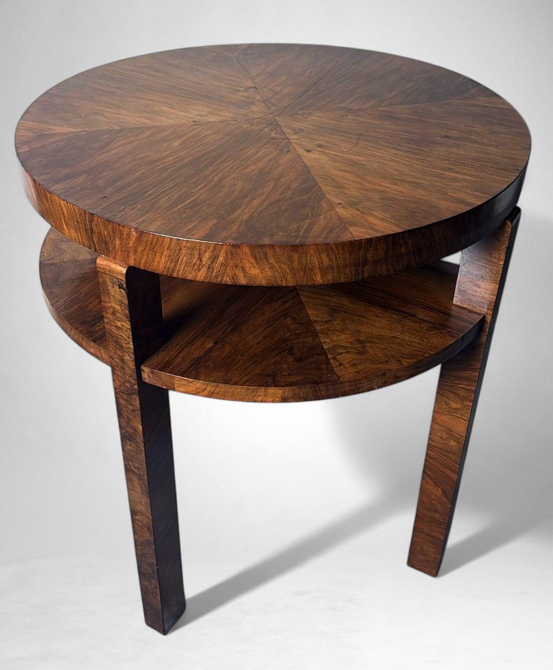 Art Deco Austrian High Coffee Table In Walnut Veneer For Sale 3
