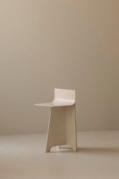 Poltrona decorativa scultorea in compensato bianco sporco di stile francese, anni ’40