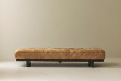Richly patinated cognac leather DS-80 daybed by De Sede, Switzerland 1970s