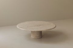 Travertine round coffee table by Angelo Mangiarotti, Italy 1970s.