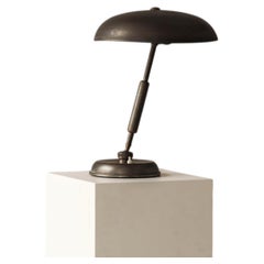Verstellbare Tischlampe im Stil der italienischen Moderne aus patiniertem Messing, 1940er Jahre