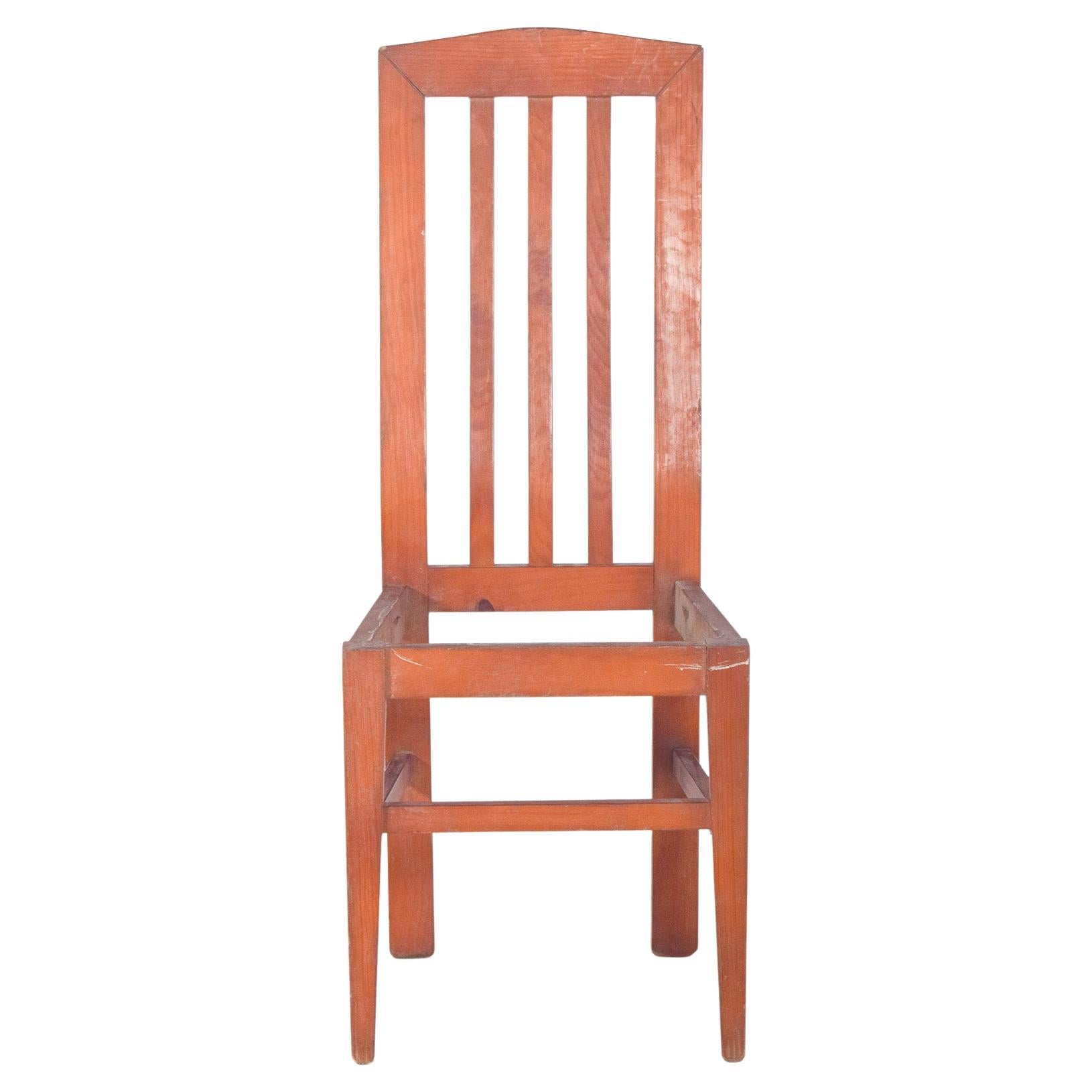 Chaise de salle à manger à haut dossier du 20e siècle