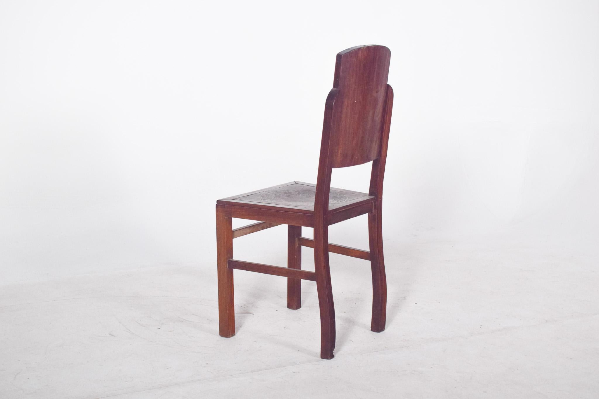 Début du 20ème siècle Chaise du 20e siècle avec assise en cuir gaufré en vente