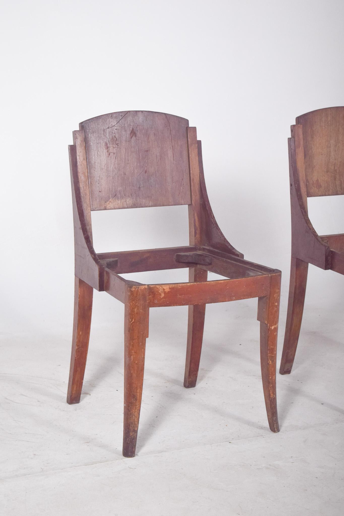 Art déco Chaise de salle à manger à dossier incurvé de style déco du 20e siècle en vente