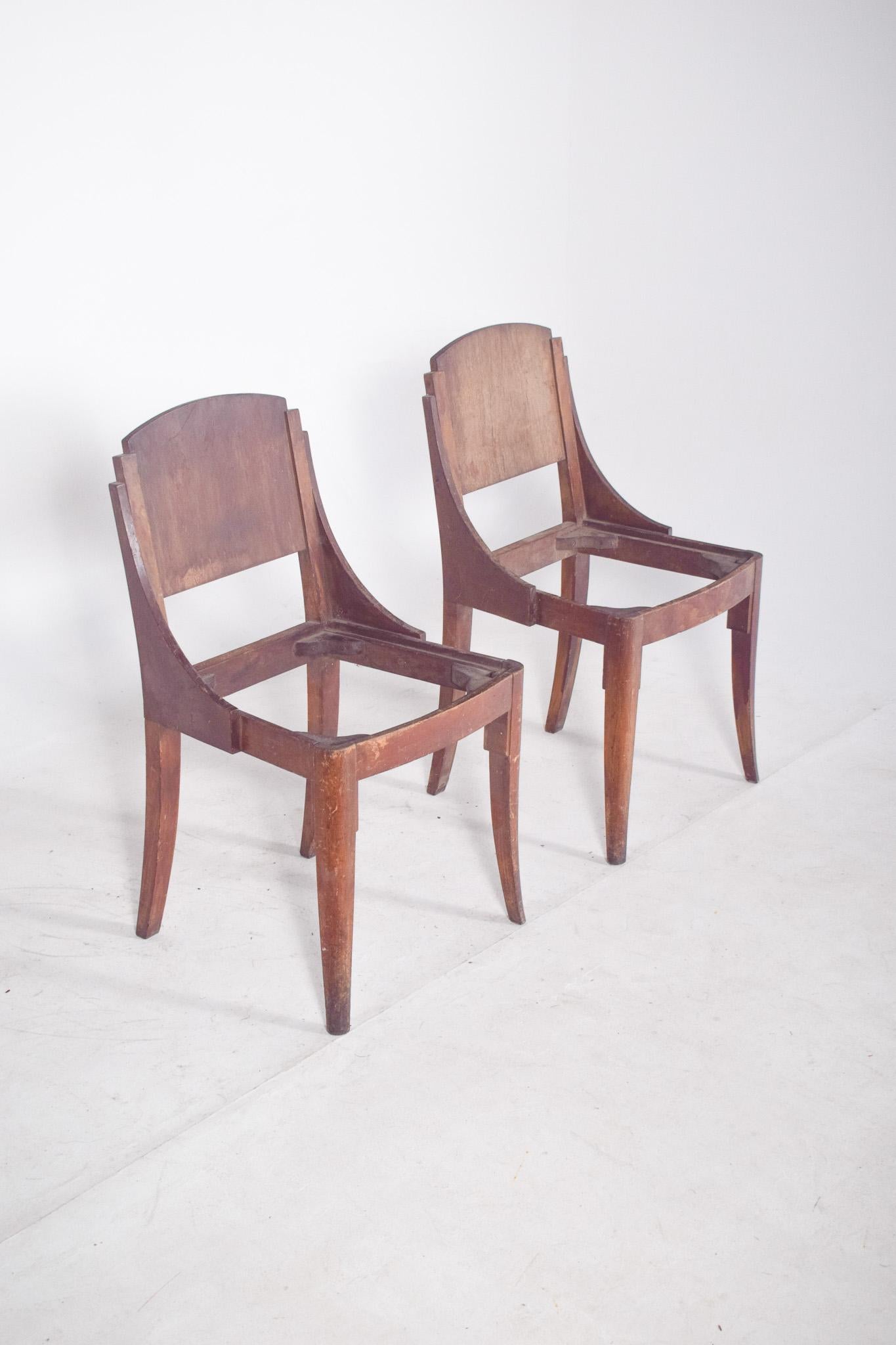 Début du 20ème siècle Chaise de salle à manger à dossier incurvé de style déco du 20e siècle en vente