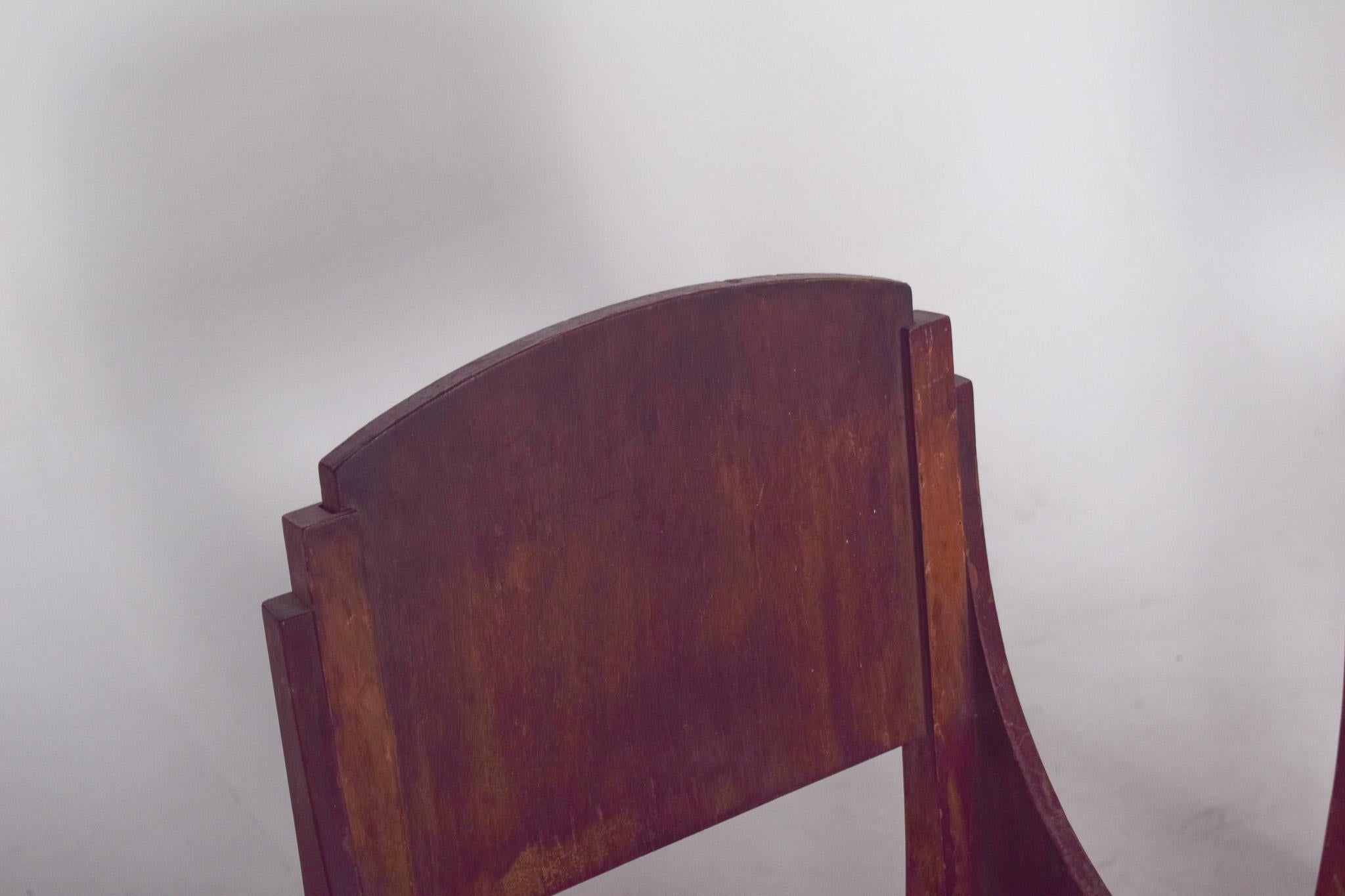 Cuir Chaise de salle à manger à dossier incurvé de style déco du 20e siècle en vente