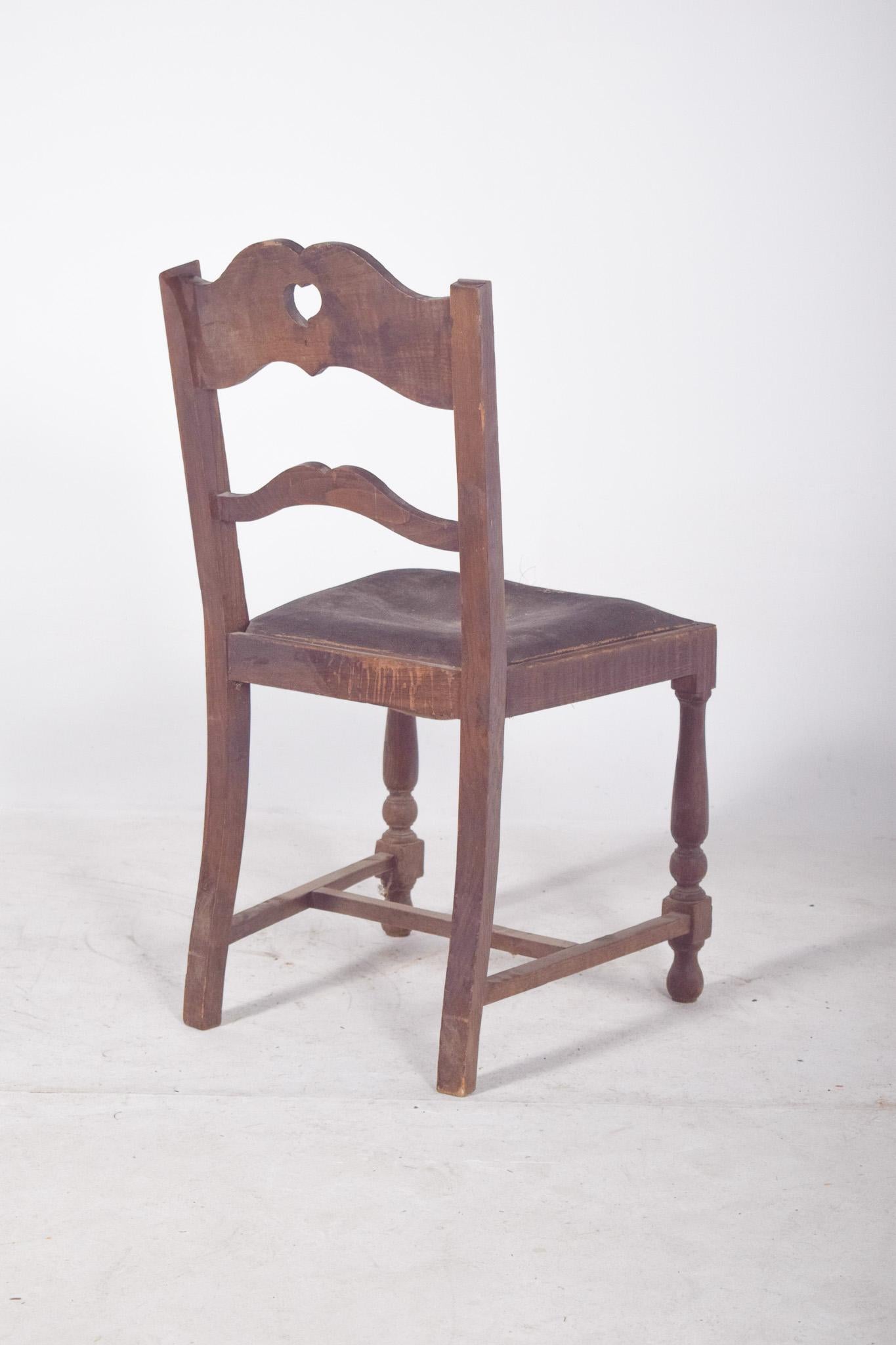 20th Century Rustic Chair with a Heart on the Back. For Sale 1