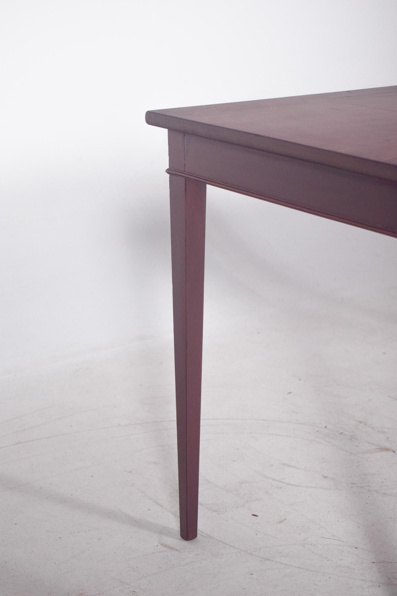 English Rectangular Coffee Table in Mahogany For Sale 3