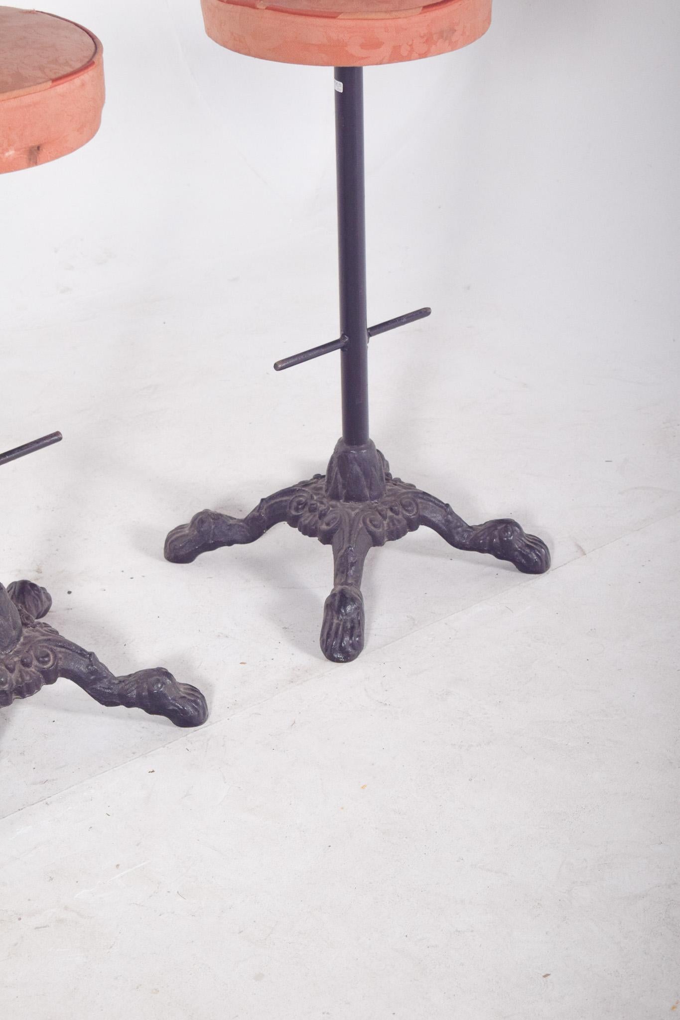 Mid-Century Three Tall Iron Bar Stools In Good Condition For Sale In Lisboa, Lisboa