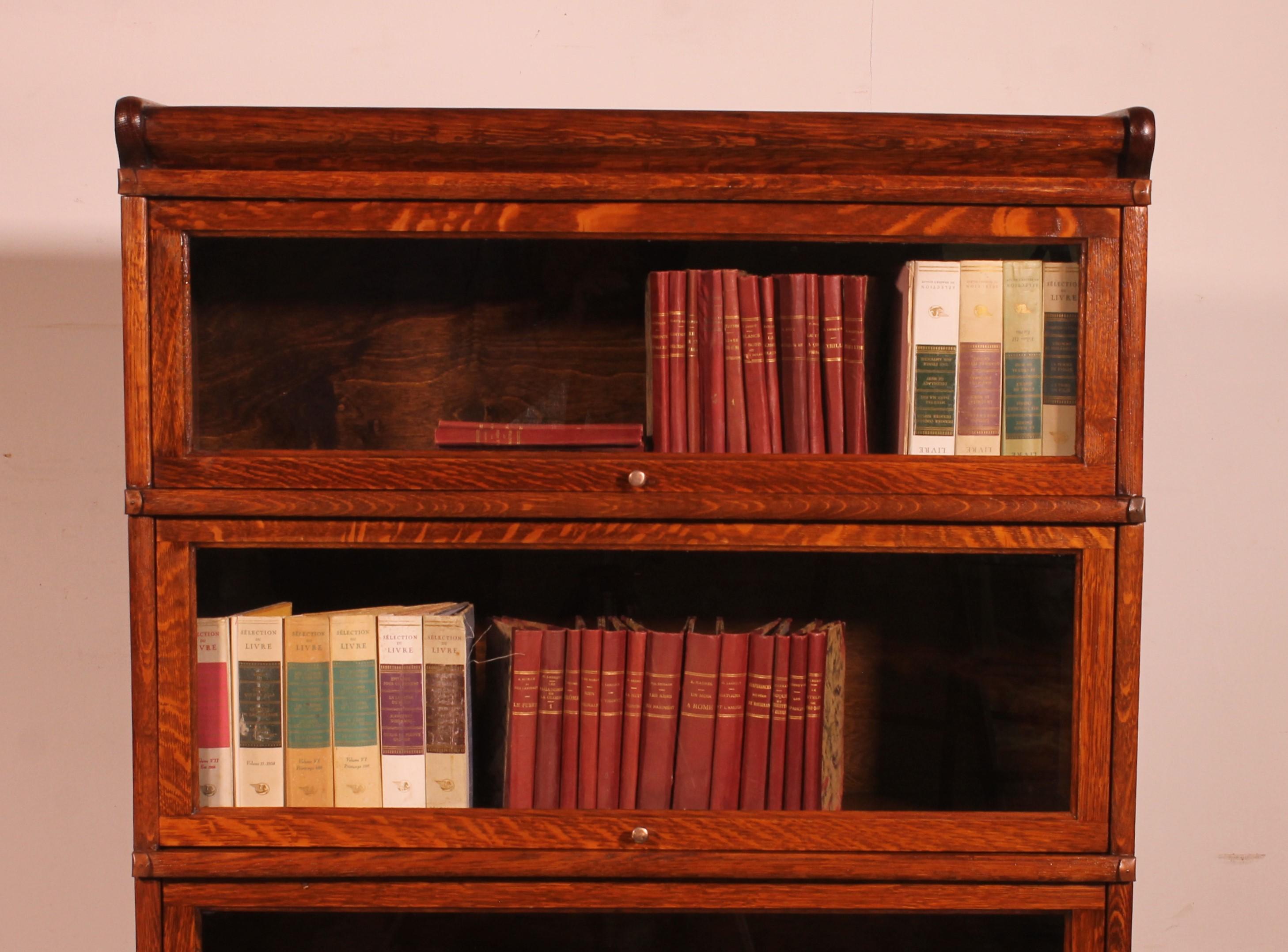 Britannico Libreria Globe Wernicke Oak Set Di 3 in vendita