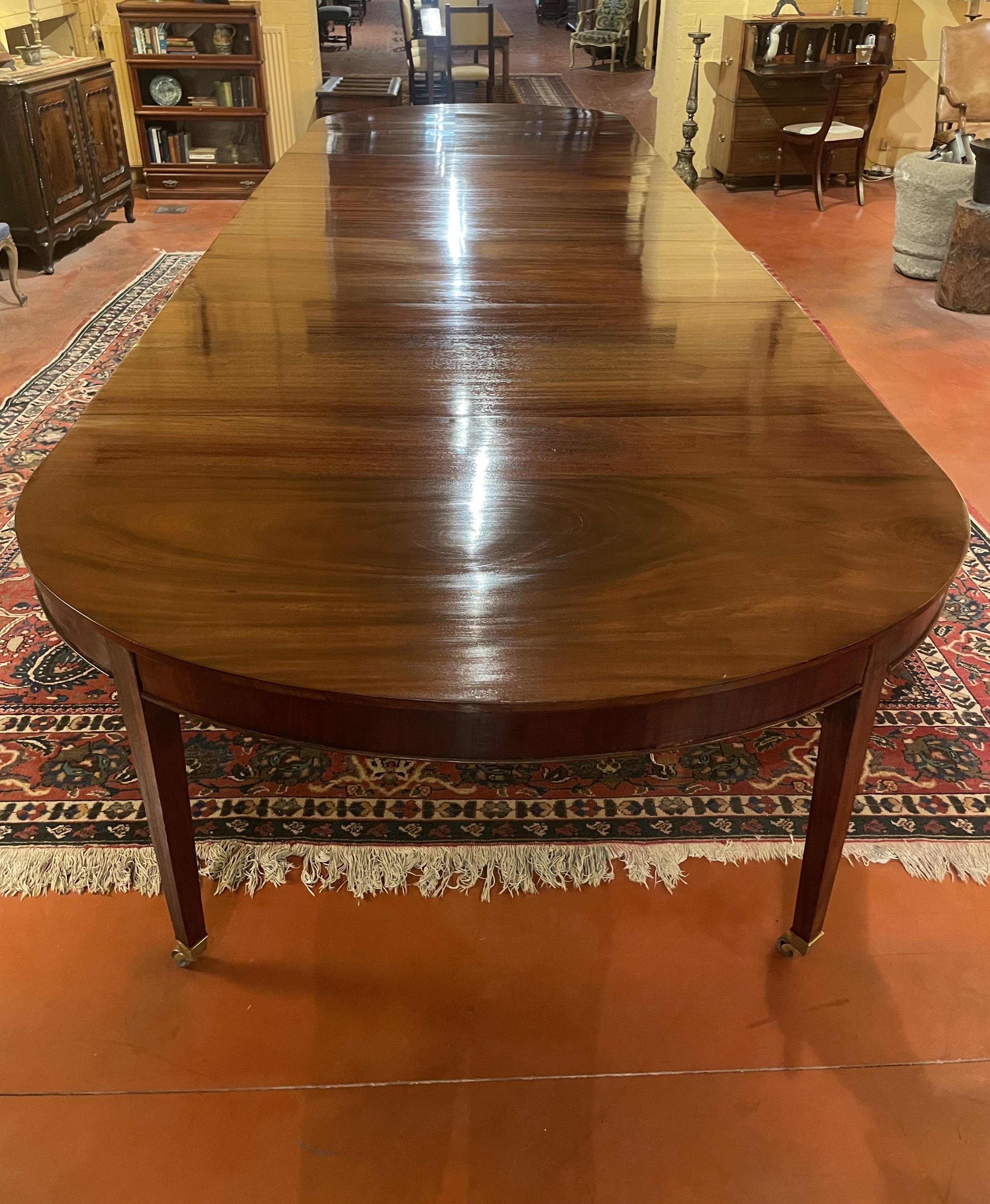 8-foot Louis XVI Mahogany Dining Table, Of 5.30m Long 3