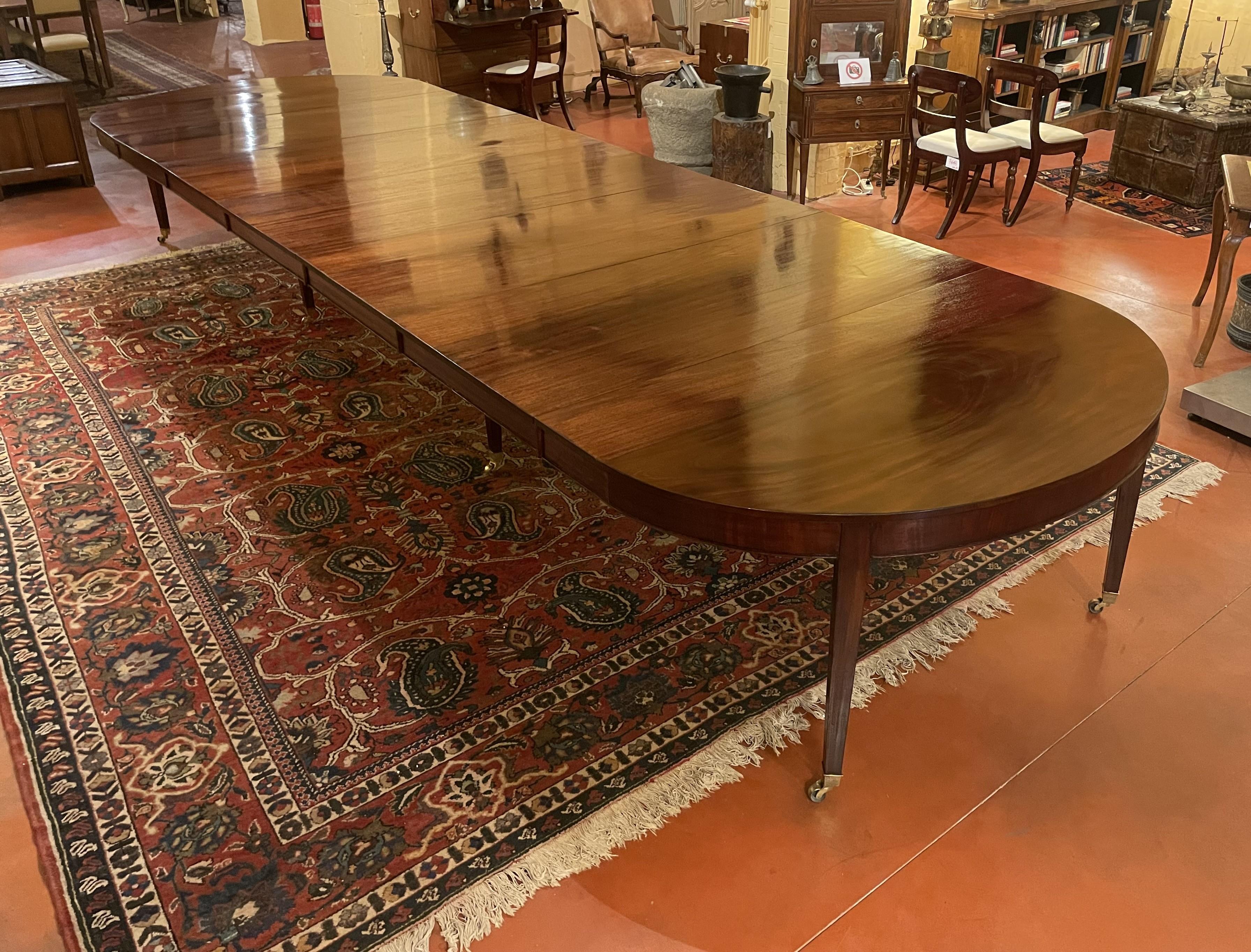8-foot Louis XVI Mahogany Dining Table, Of 5.30m Long 2