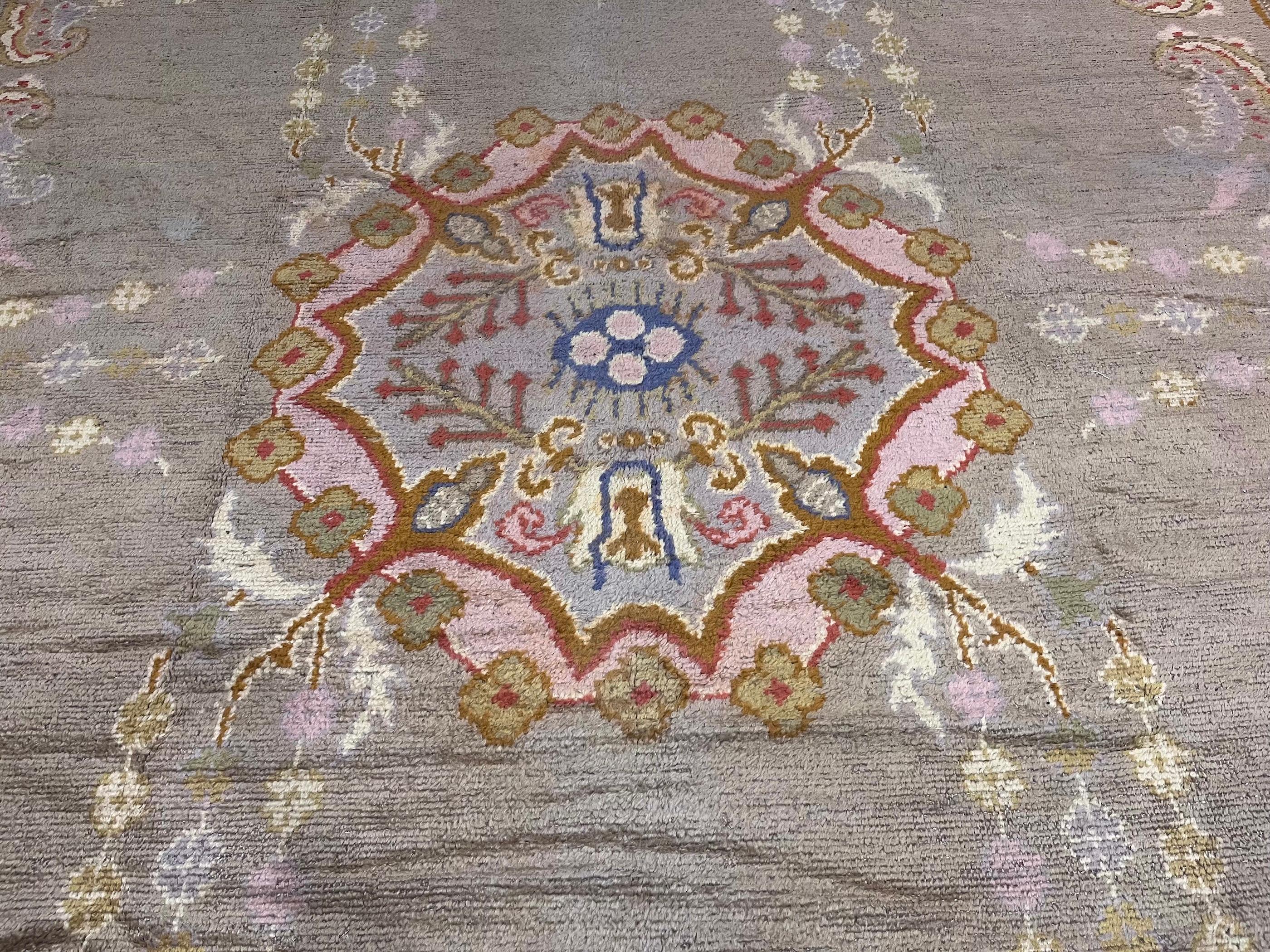 Feiner antiker türkischer Oushak-Teppich 12'3