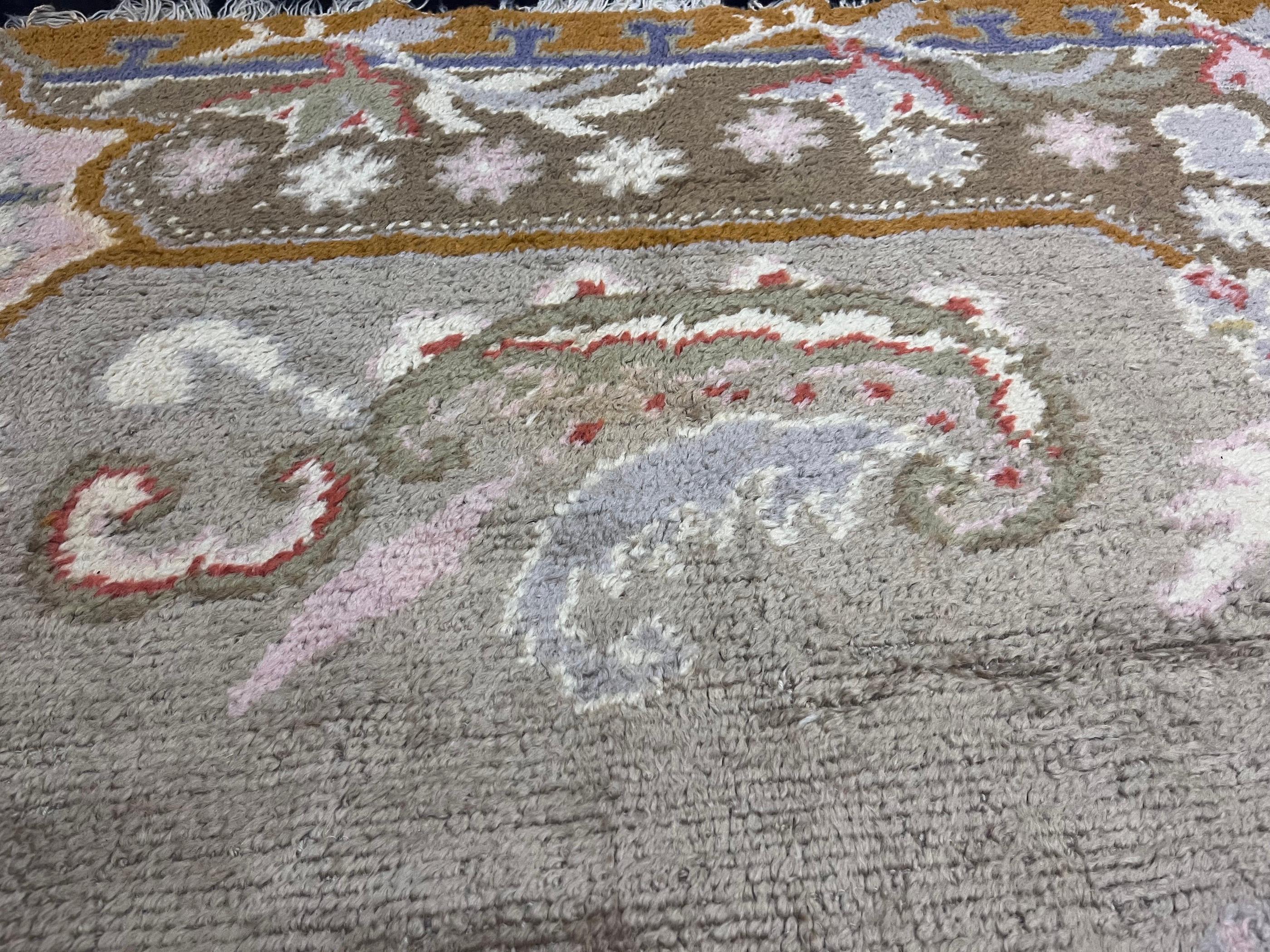 Feiner antiker türkischer Oushak-Teppich 12'3