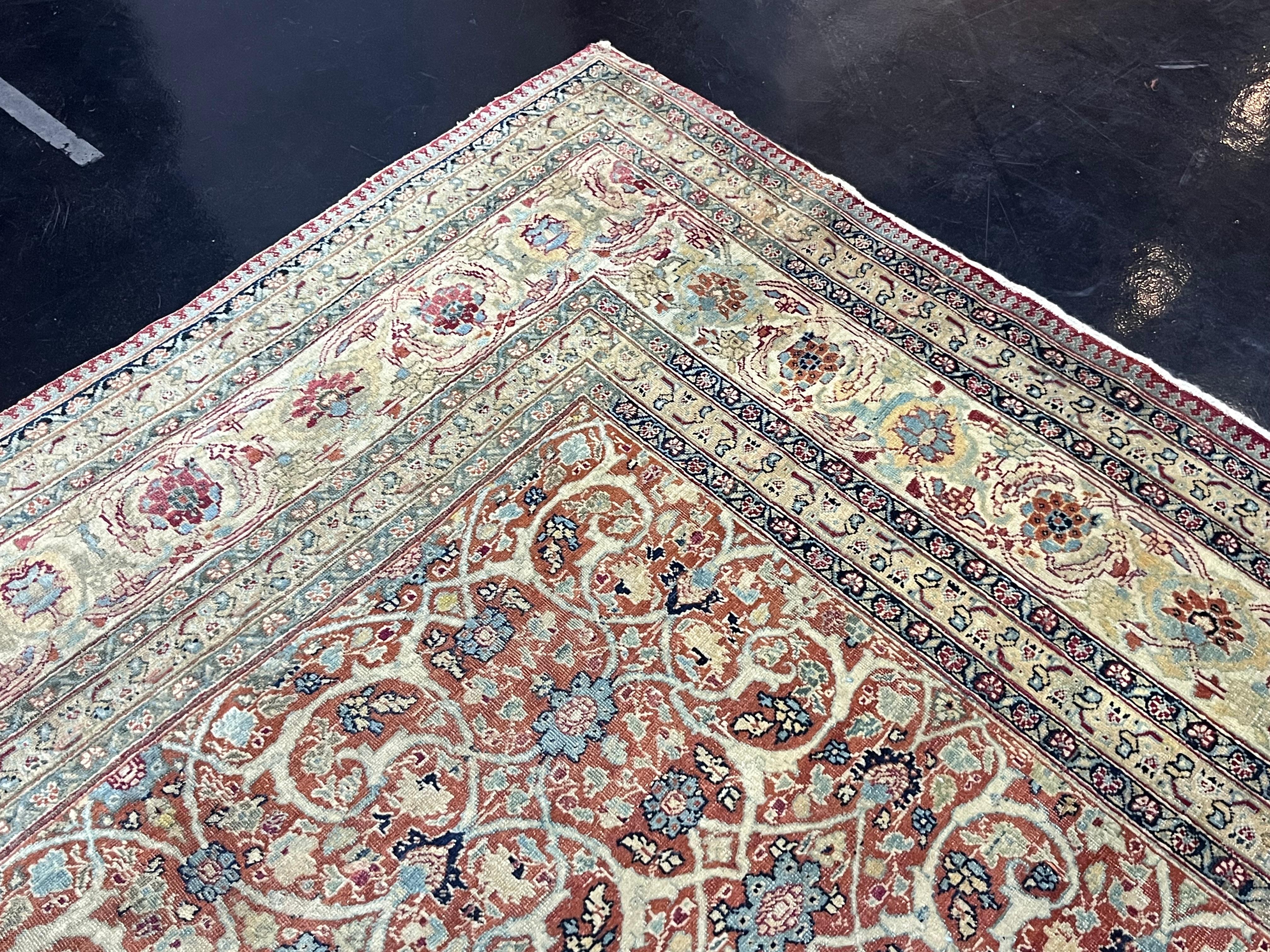Feine antike persische Haji Jalili Tabriz Teppich 6'7