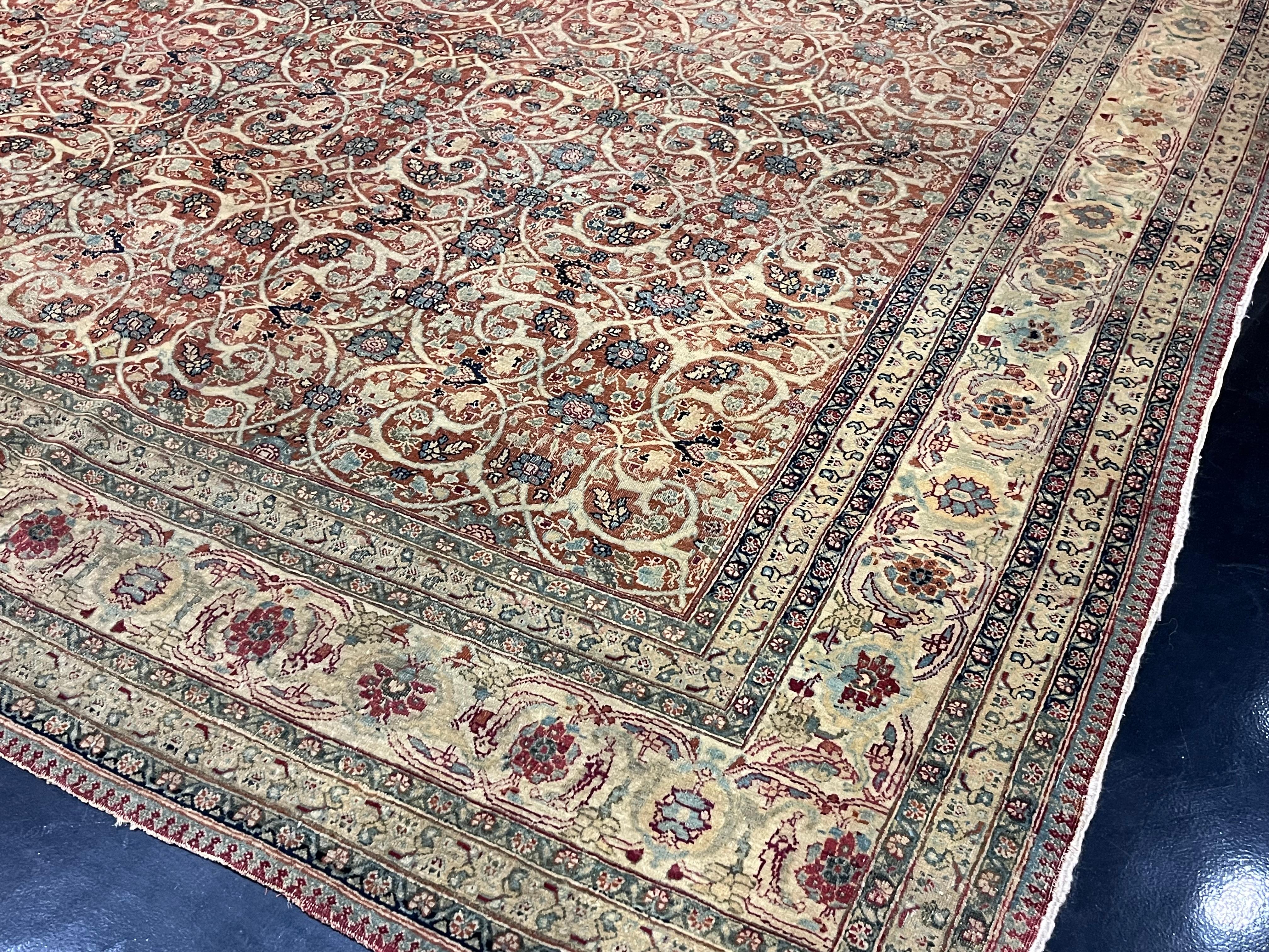 Feine antike persische Haji Jalili Tabriz Teppich 6'7