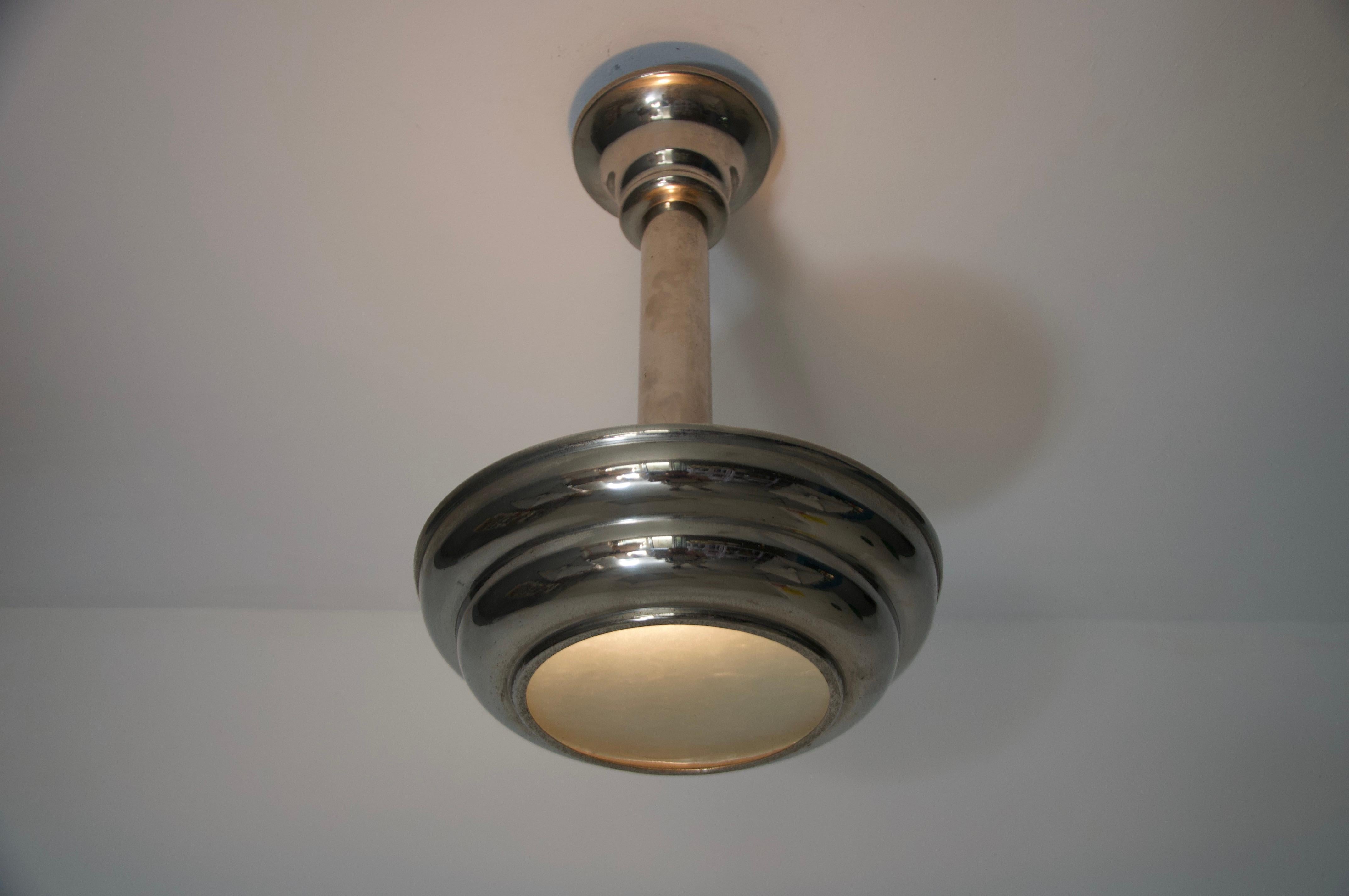 Mid-Century moderno Lampada da soffitto in vetro e cromo Art Deco, anni '30, Francia in vendita
