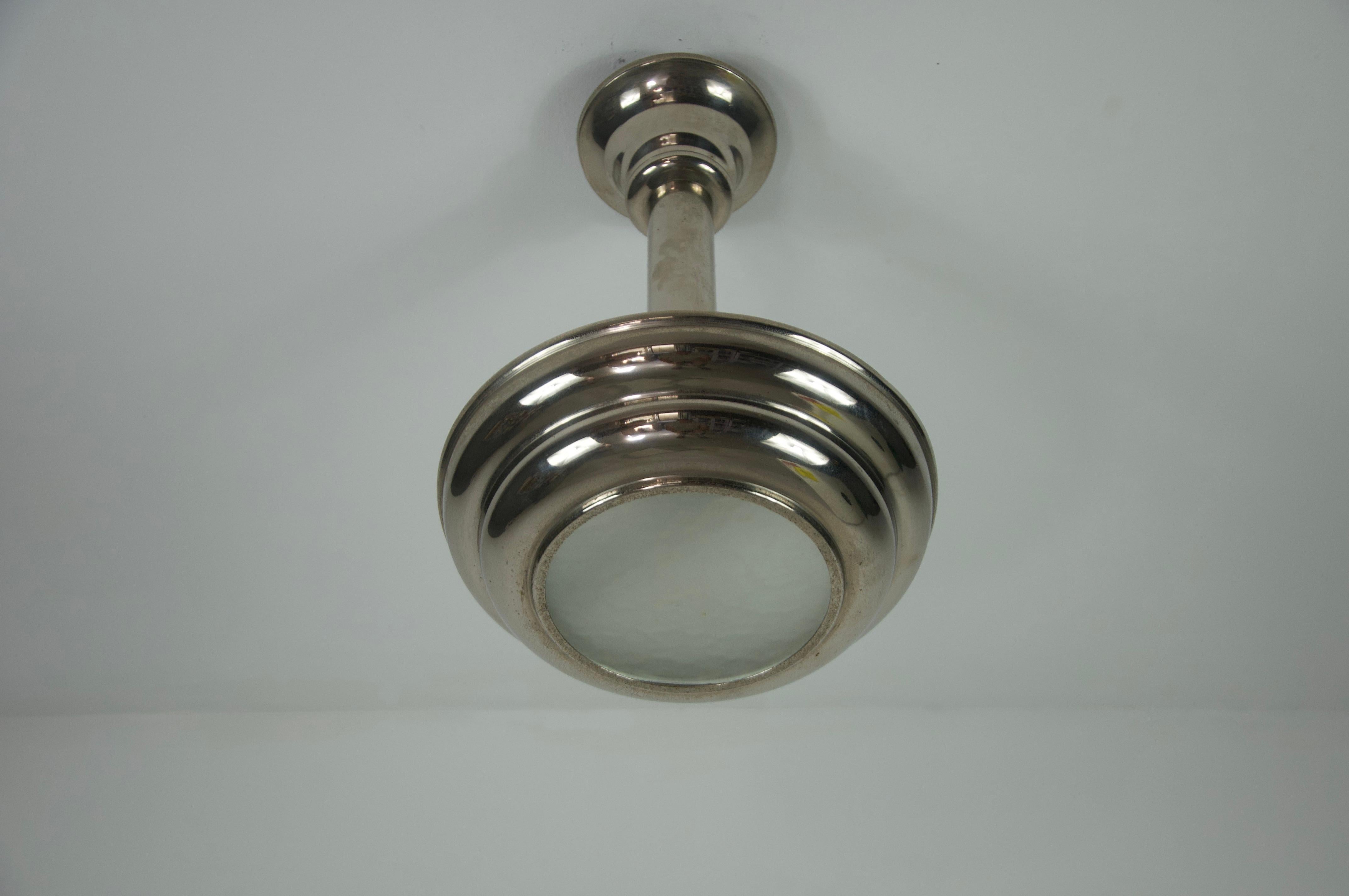 Lampada da soffitto in vetro e cromo Art Deco, anni '30, Francia in vendita 2