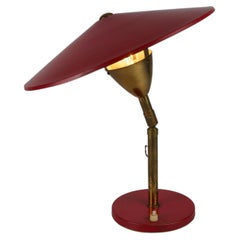 Verstellbare Tischlampe aus Messing und rotem Metall, 1960er Jahre, Italien