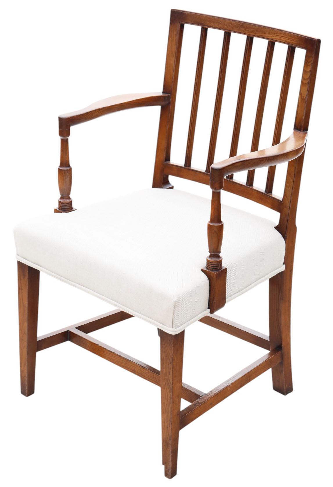 XIXe siècle Ensemble ancien de 6 (5 plus 1) chaises de cuisine et de salle à manger en orme du début du 19e siècle en vente