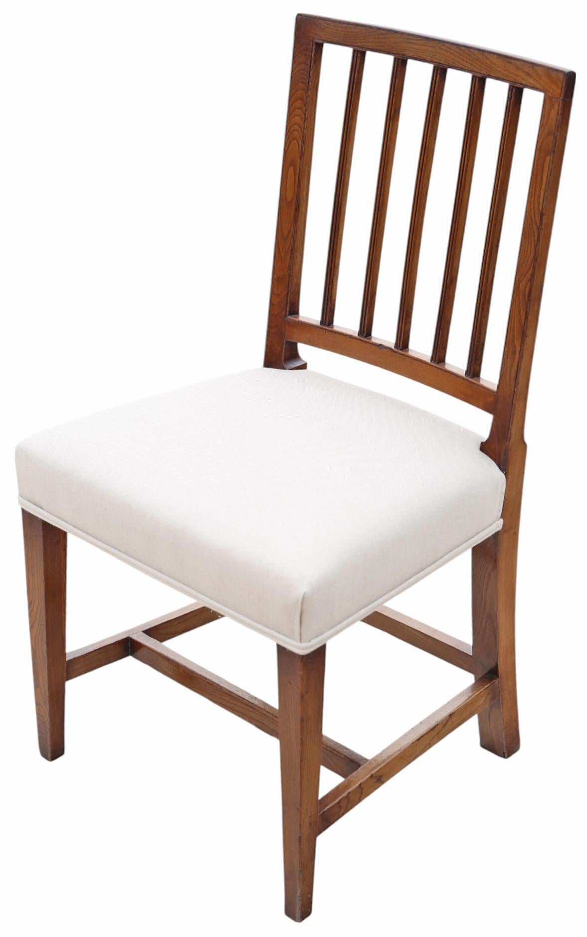 Ensemble ancien de 6 (5 plus 1) chaises de cuisine et de salle à manger en orme du début du 19e siècle en vente 4