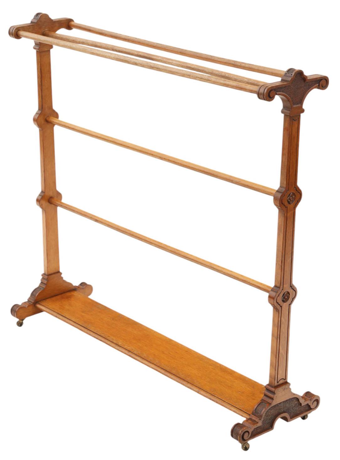Antico portasciugamani in legno di quercia Arts & Crafts - Grande c.1900, pezzo di qualità per la casa di campagna

Un grande portasciugamani antico di qualità, risalente al 1900 circa e splendidamente realizzato in rovere massiccio. Questo pezzo