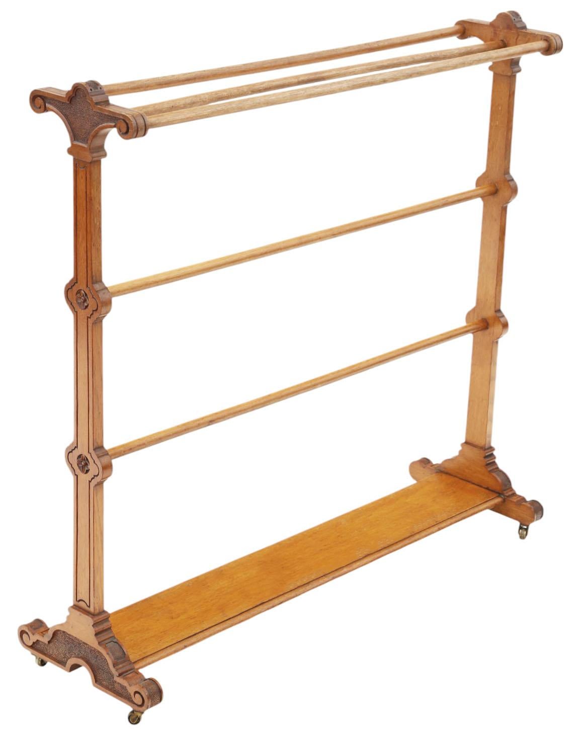Antico porta-asciugamani in Oak - Grande c.1900, di ottima qualità In condizioni buone in vendita a Wisbech, Cambridgeshire