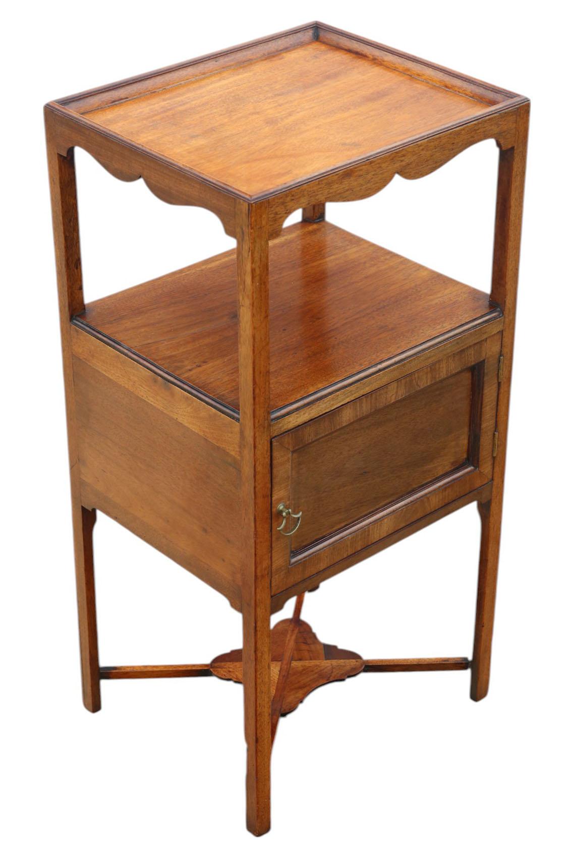 Antico lavabo / comodino in mogano georgiano del 1800 circa - Comodino di qualità in vendita 1