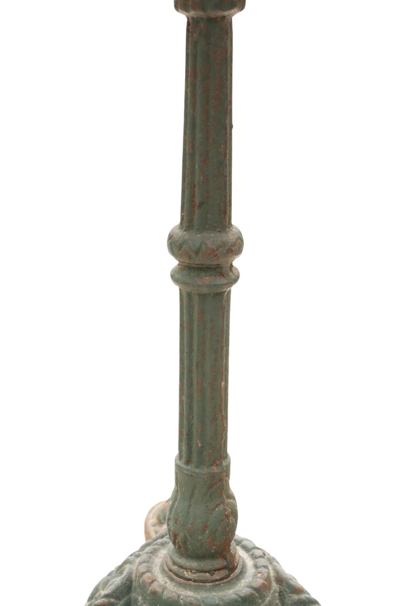 Table de bistrot ancienne en marbre et fonte de 1900 - Table de cuisine ou de jardin en vente 1