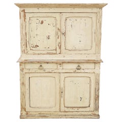 Credenza, buffet o cassettiera d’epoca di alta qualità del XIX secolo, verniciata color crema con effetto invecchiato